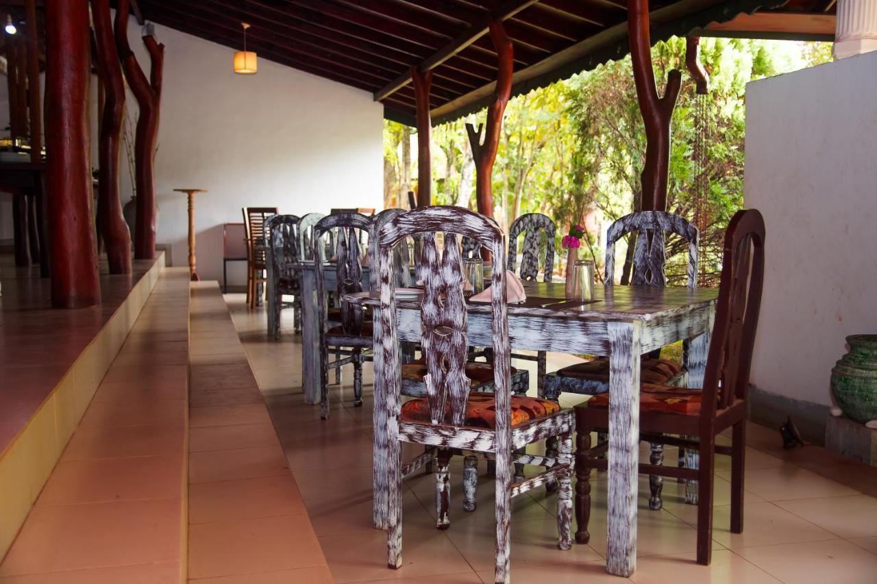 Amaranta Classic Retreat Bambaragaleyaya 外观 照片